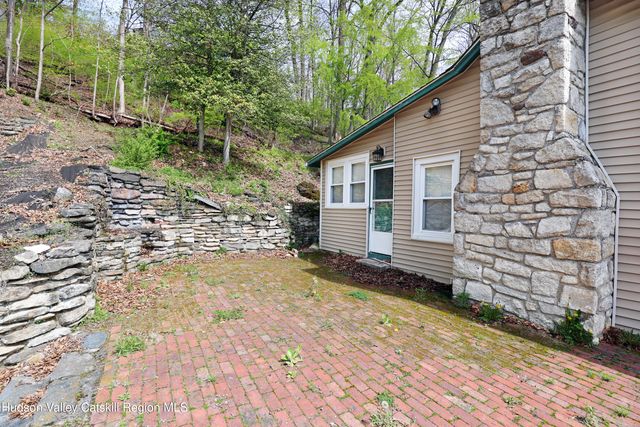 22 Harper Street, Lake Peekskill, NY 10537