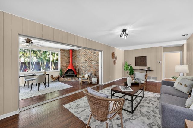 2264 ST CHARLES DRIVE, Clearwater, FL 33764