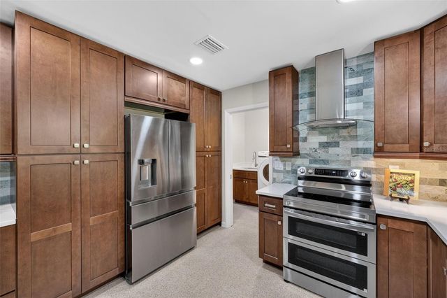 2264 ST CHARLES DRIVE, Clearwater, FL 33764