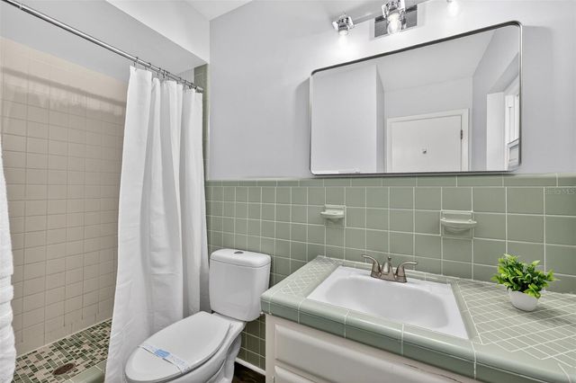 2264 ST CHARLES DRIVE, Clearwater, FL 33764