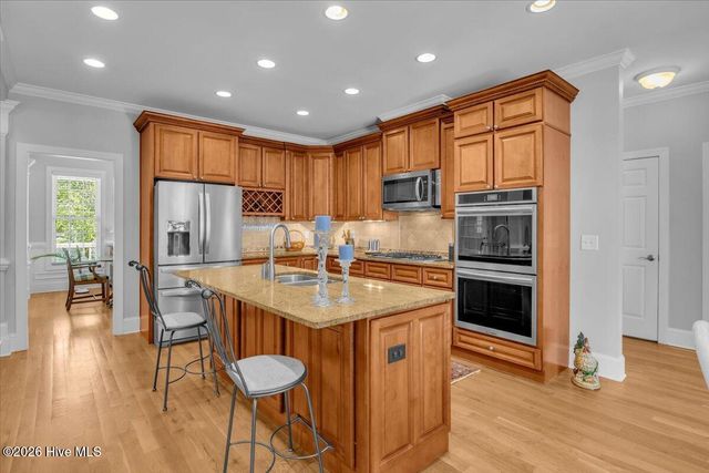 711 Alyssum Avenue, Oak Island, NC 28465