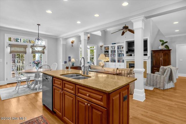 711 Alyssum Avenue, Oak Island, NC 28465