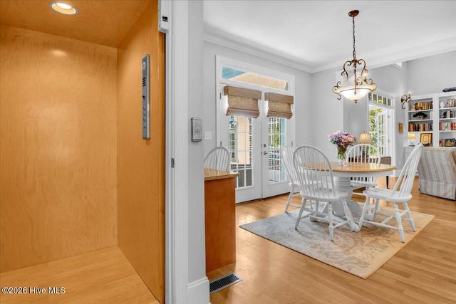 711 Alyssum Avenue, Oak Island, NC 28465