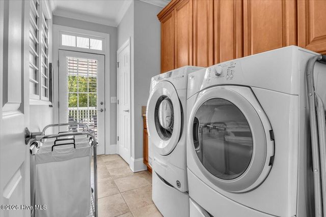 711 Alyssum Avenue, Oak Island, NC 28465