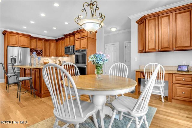 711 Alyssum Avenue, Oak Island, NC 28465