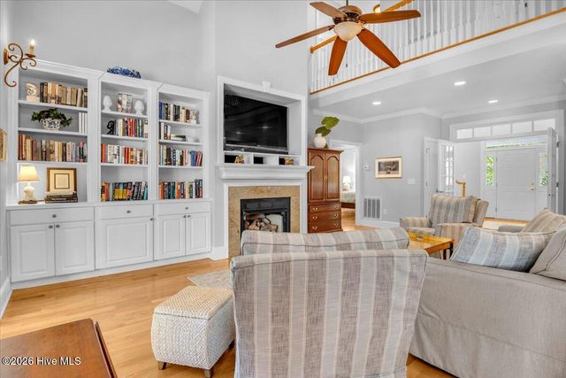 711 Alyssum Avenue, Oak Island, NC 28465