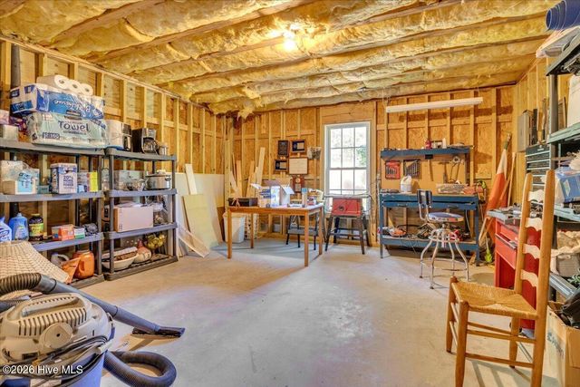 711 Alyssum Avenue, Oak Island, NC 28465