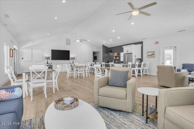 711 Alyssum Avenue, Oak Island, NC 28465