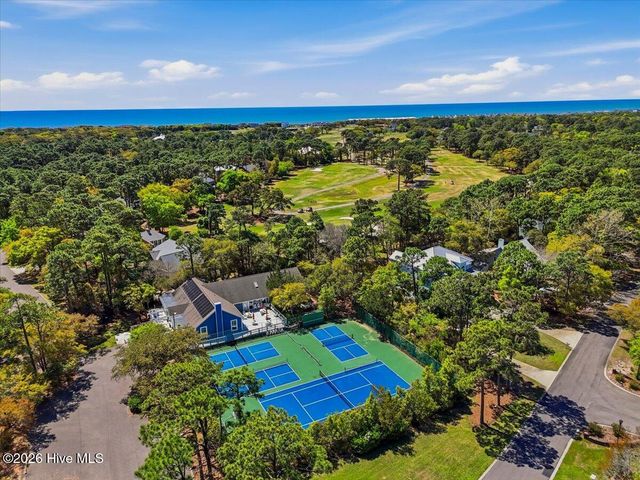 711 Alyssum Avenue, Oak Island, NC 28465