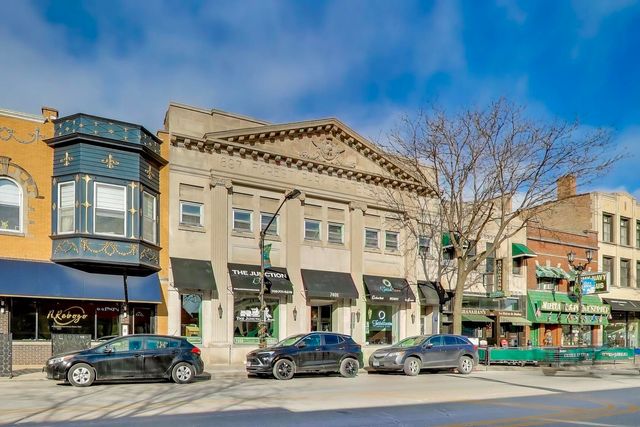 7401 Madison Street 4, Forest Park, IL 60130