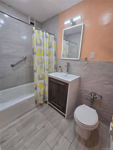 89-35 155th Ave 6K, Howard Beach, NY 11414
