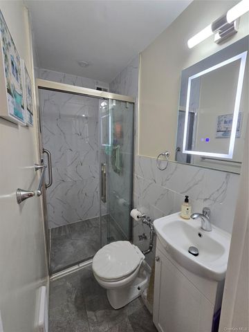 89-35 155th Ave 6K, Howard Beach, NY 11414