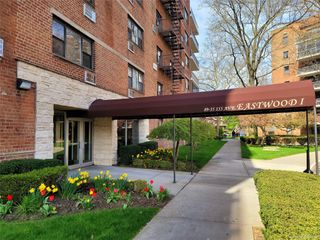 89-35 155th Ave 6K, Howard Beach, NY 11414