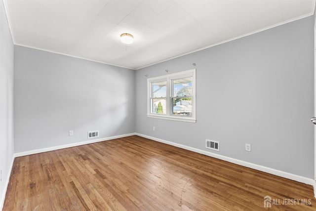 14 Mayling Court, Edison, NJ 08837