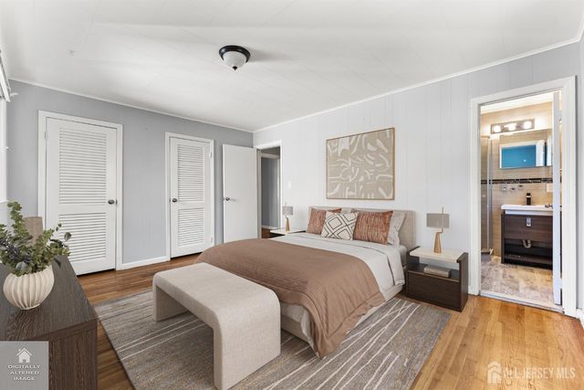 14 Mayling Court, Edison, NJ 08837