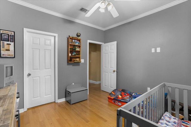 220 Pine Ln., Hattiesburg, MS 39402