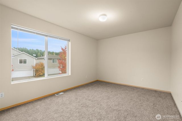 17709 Silver Creek Avenue E, Puyallup, WA 98375