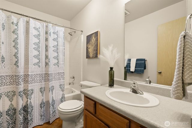 17709 Silver Creek Avenue E, Puyallup, WA 98375