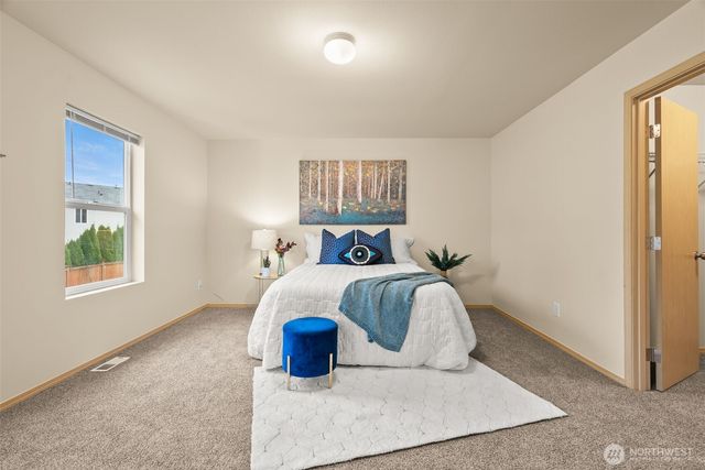 17709 Silver Creek Avenue E, Puyallup, WA 98375