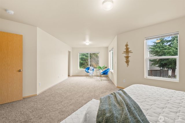 17709 Silver Creek Avenue E, Puyallup, WA 98375