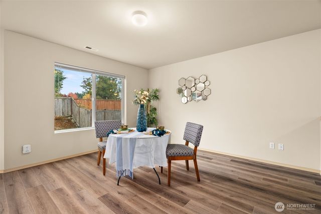 17709 Silver Creek Avenue E, Puyallup, WA 98375