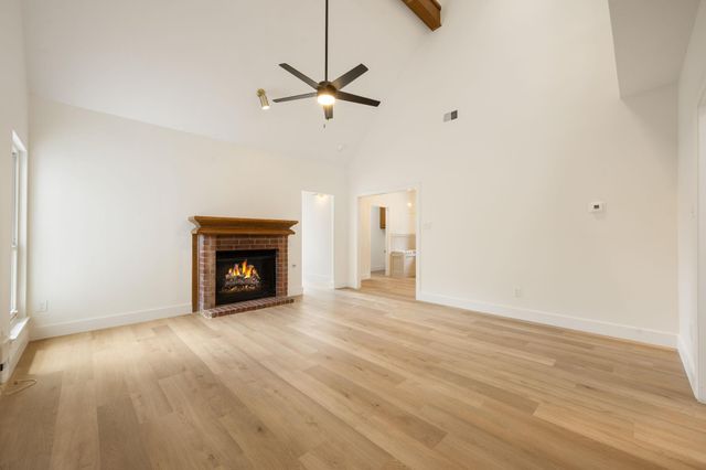 1102 Twin Creek DR, Pflugerville, TX 78660