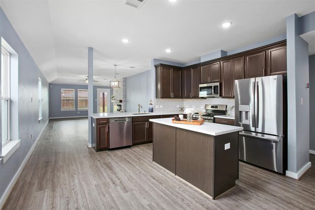 2716 Bernadino Drive, Texas City, TX 77568