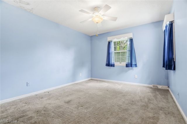 7439 State Route 43, Kent, OH 44240