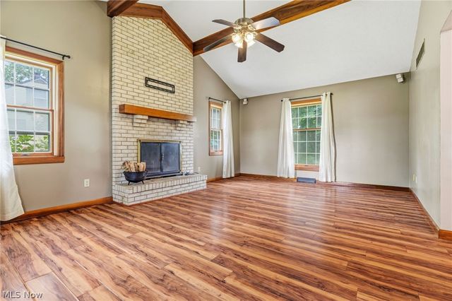 7439 State Route 43, Kent, OH 44240