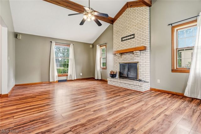 7439 State Route 43, Kent, OH 44240