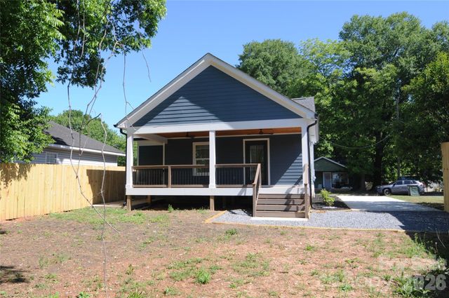 105 W 6th Avenue, Gastonia, NC 28052