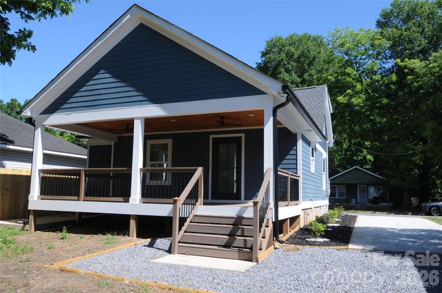 105 W 6th Avenue, Gastonia, NC 28052