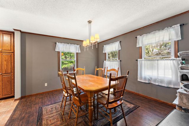 9888 Oak Shore Drive, Lakeville, MN 55044