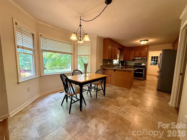 196 Flint Ridge Drive, Concord, NC 28025