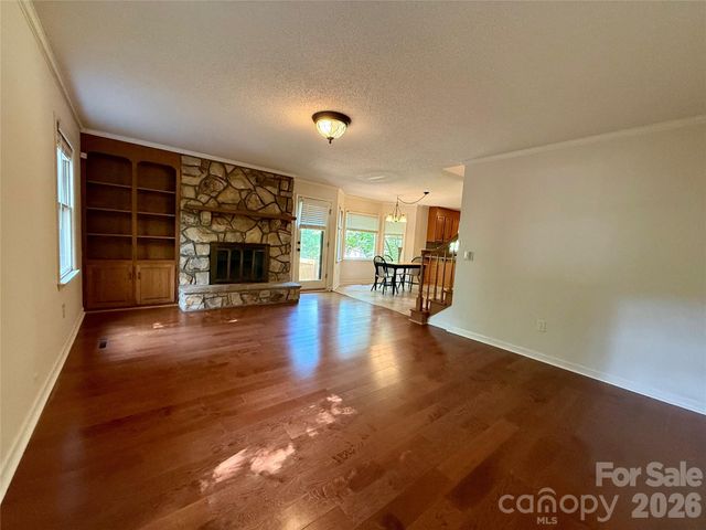 196 Flint Ridge Drive, Concord, NC 28025