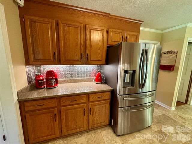 196 Flint Ridge Drive, Concord, NC 28025