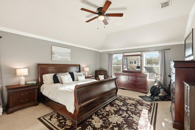 310 Salsbury Drive, Euless, TX 76040