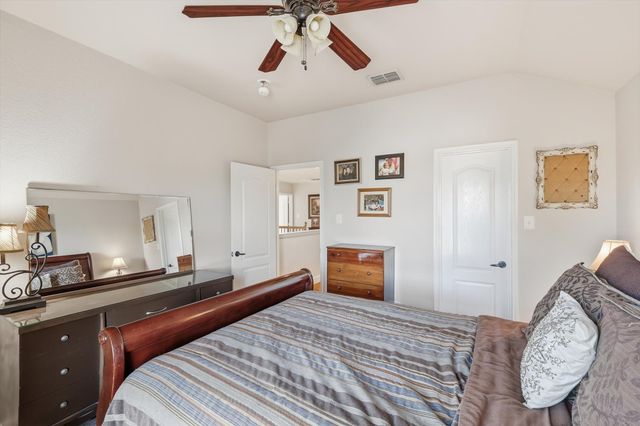 310 Salsbury Drive, Euless, TX 76040