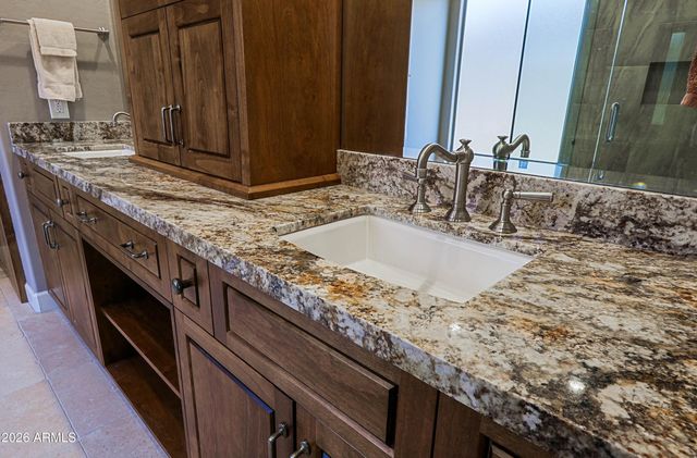 6991 E Mighty Saguaro Way, Scottsdale, AZ 85256