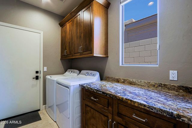 6991 E Mighty Saguaro Way, Scottsdale, AZ 85256