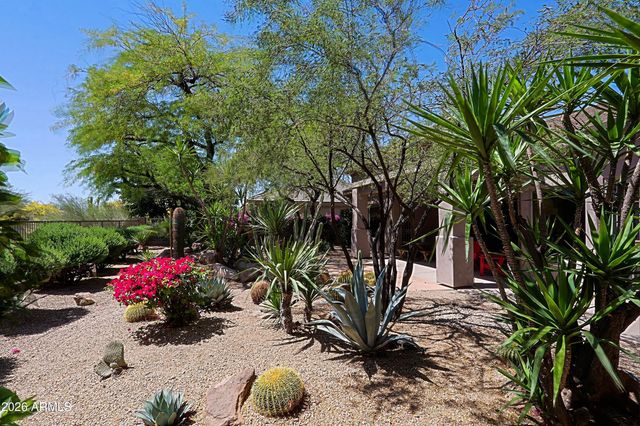 6991 E Mighty Saguaro Way, Scottsdale, AZ 85256