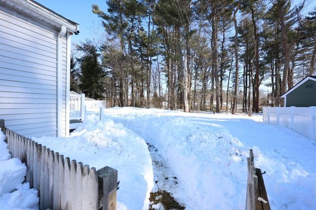 66 Coleman St, Abington, MA 02351