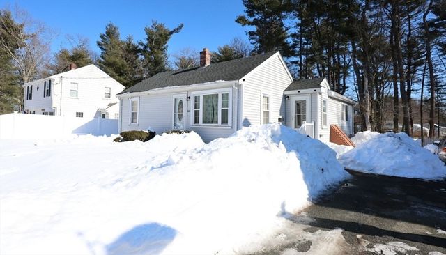 66 Coleman St, Abington, MA 02351