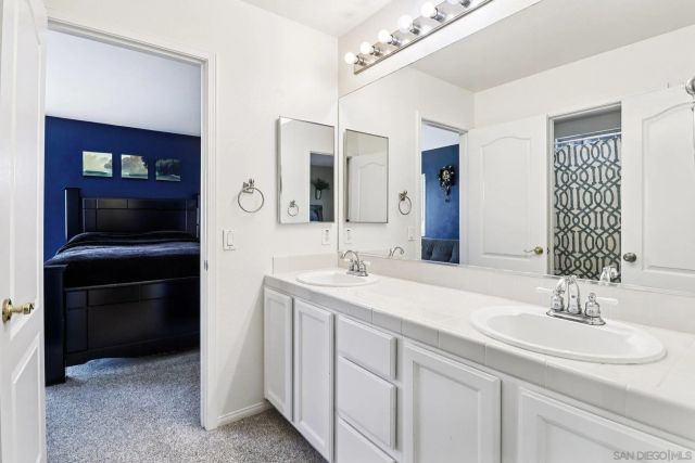 2904 Avenida Valera, Carlsbad, CA 92009