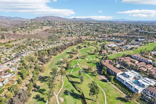 2904 Avenida Valera, Carlsbad, CA 92009