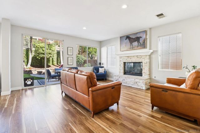 2904 Avenida Valera, Carlsbad, CA 92009