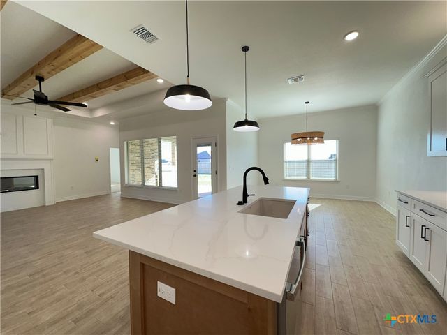 9303 Blackhawk Drive, Temple, TX 76502