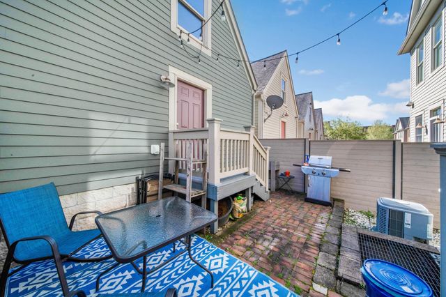 1018 Perry Street, 10-101, Columbus, OH 43201
