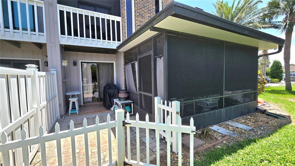 Image 26 of property listing at 113 LAGOON COURT, New Smyrna Beach, FL 32169