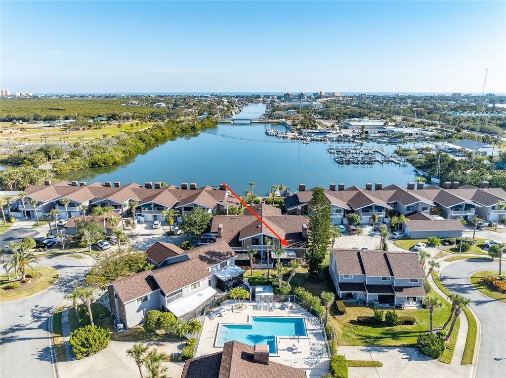 Image 33 of property listing at 113 LAGOON COURT, New Smyrna Beach, FL 32169